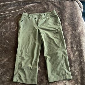 Columbia size 6 capri length outdoor pants